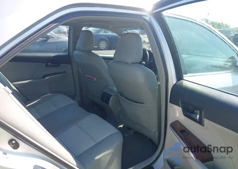 2012 Toyota Camry Xle z USA, uszkodzony, nr VIN 4T4BF1FK9CR244900